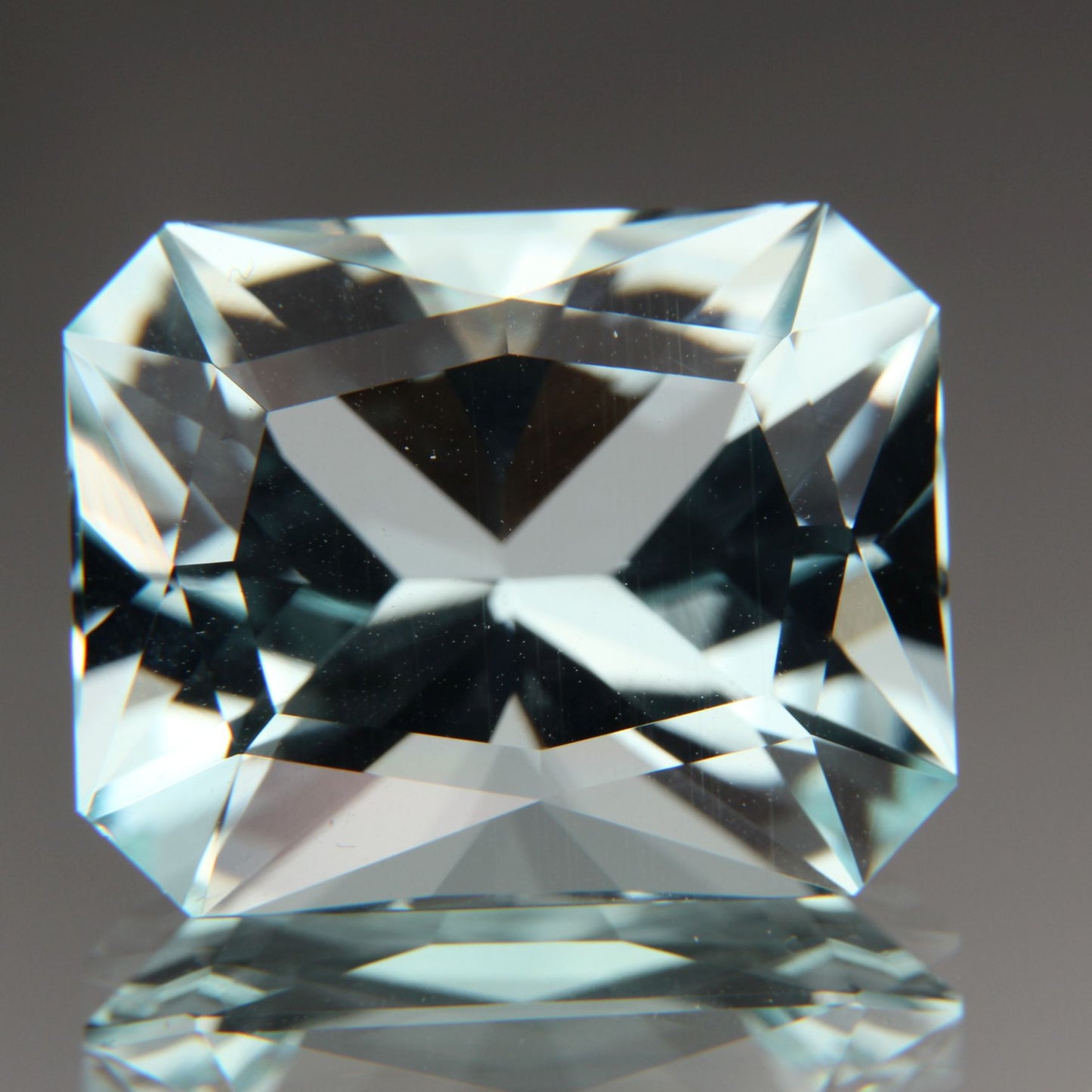 Aquamarin 10.04 ct