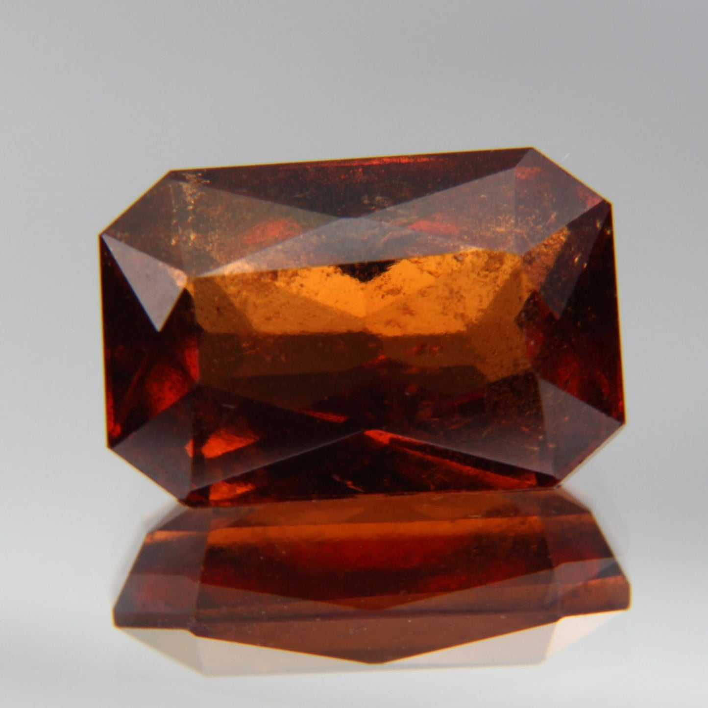 Hessonit 5.81ct