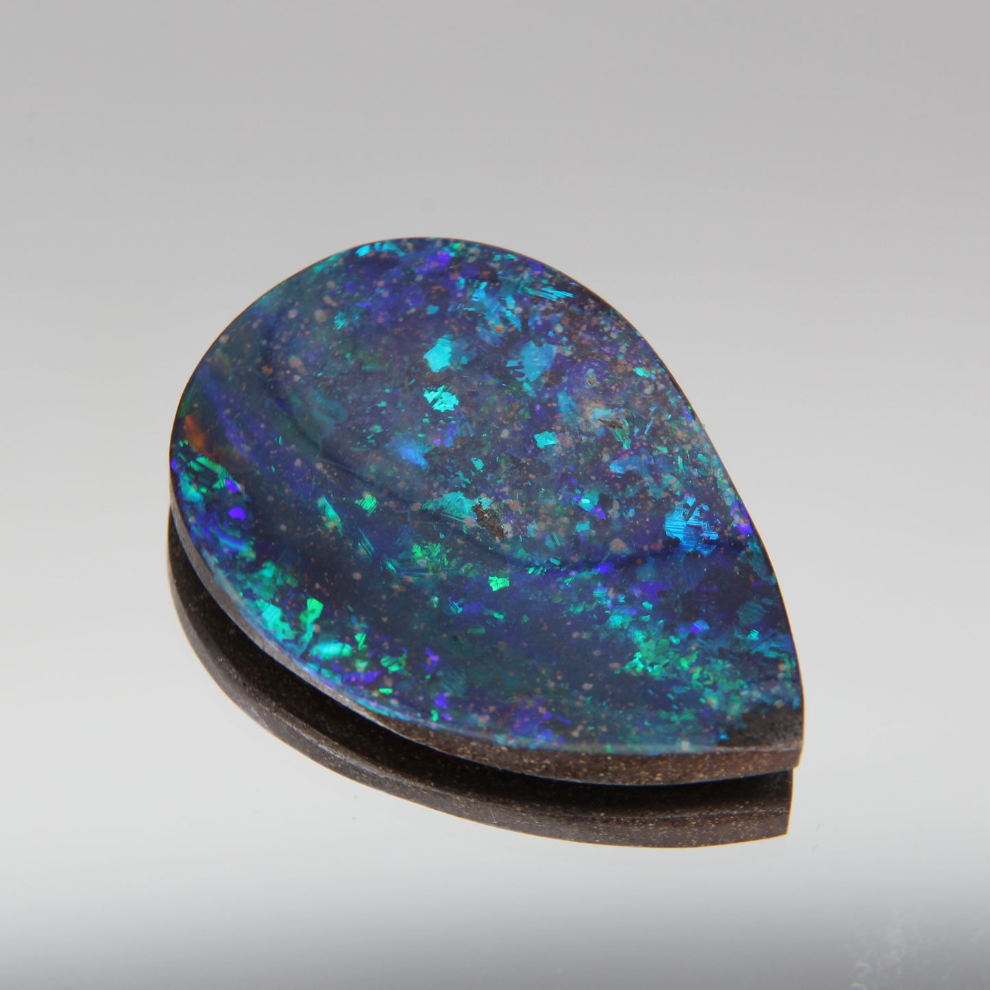 Australian Boulder Opal 20 ct