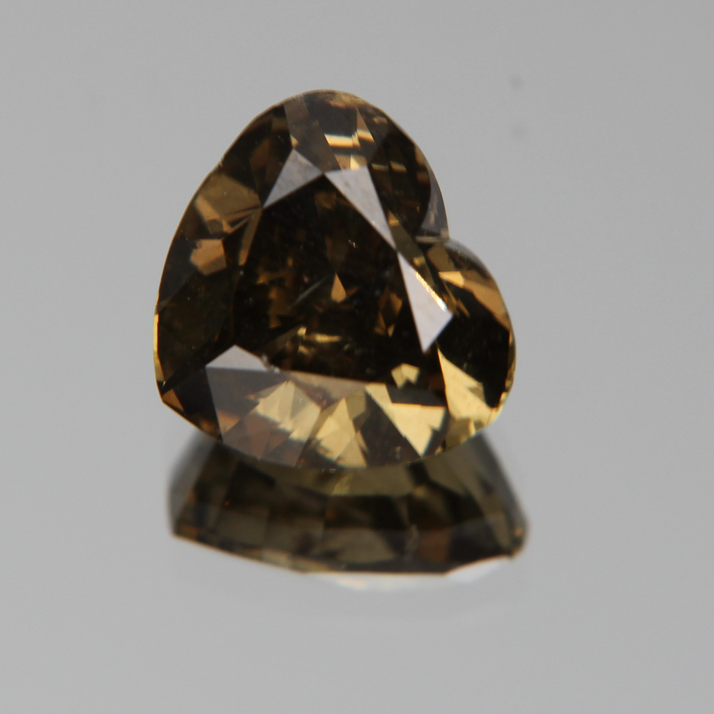 fancy vivid olive Diamant 3.02ct