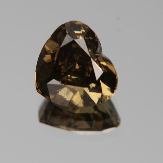 fancy vivid olive Diamant 3.02ct
