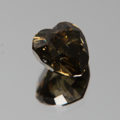 fancy vivid olive Diamant 3.02ct