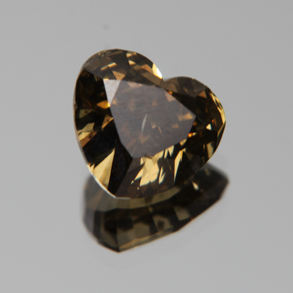 fancy vivid olive Diamant 3.02ct