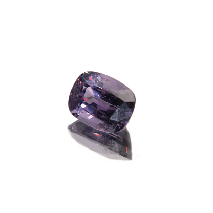 Violetter Spinell 2.12ct ansicht von rechts