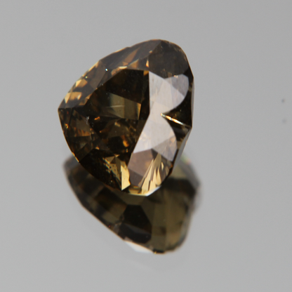 fancy vivid olive Diamant 3.02ct