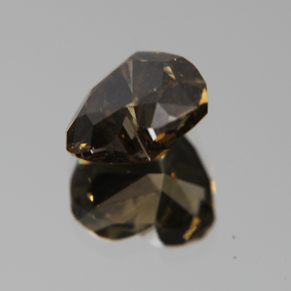 fancy vivid olive Diamant 3.02ct