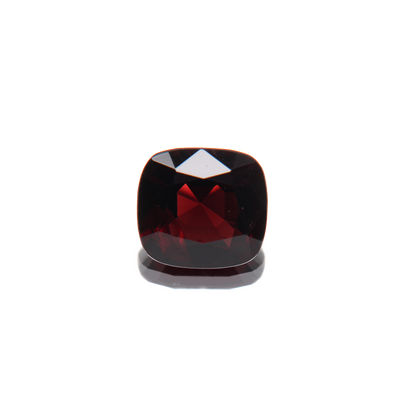 roter Spinell 2.67ct ansicht von vorne