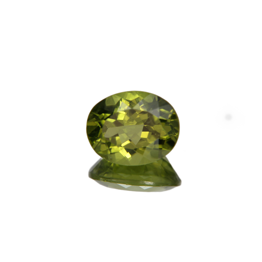 Peridot 3.04ct ansicht von vorne