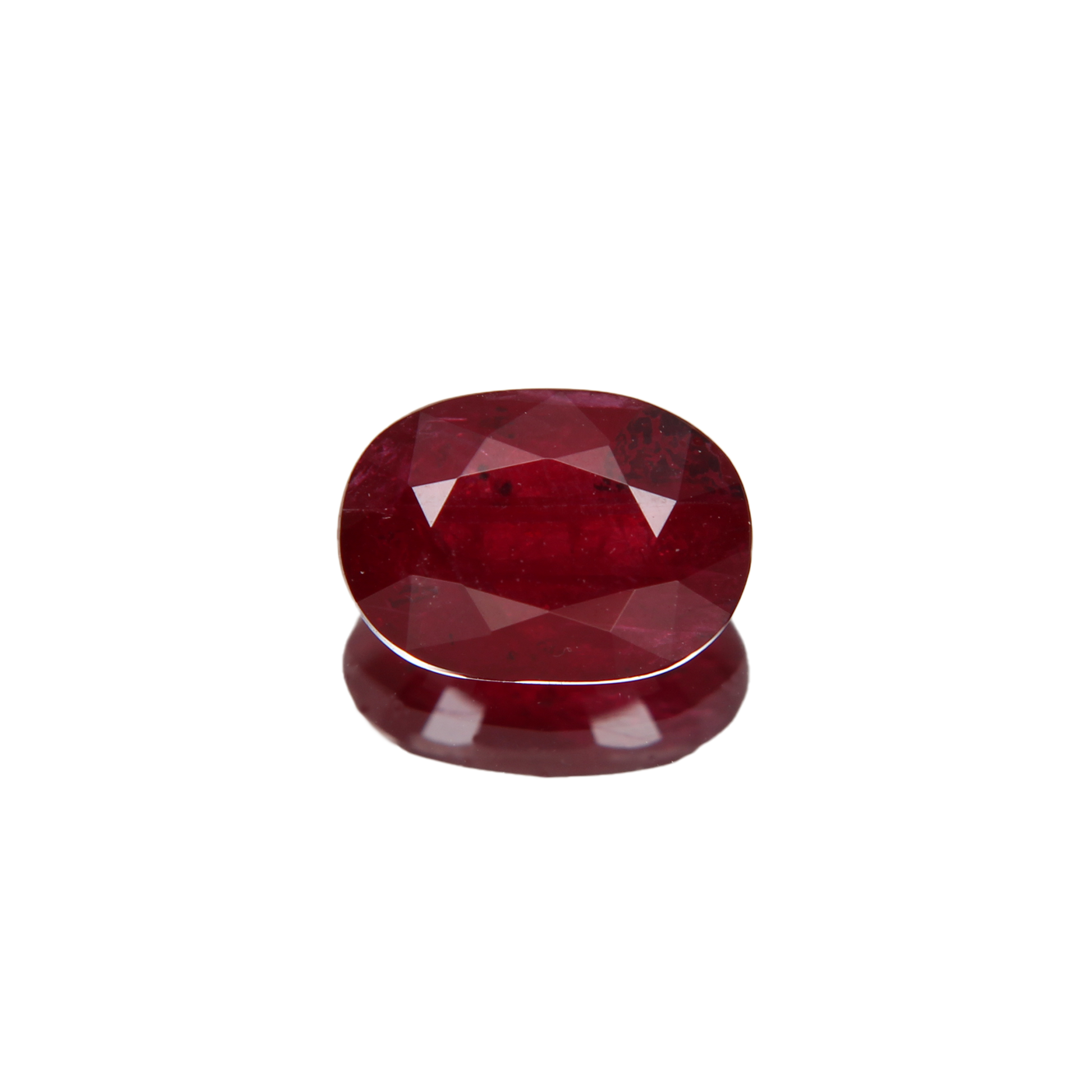 unbehandelter Taubenblutroter Rubin 1.05ct ansicht von vorne