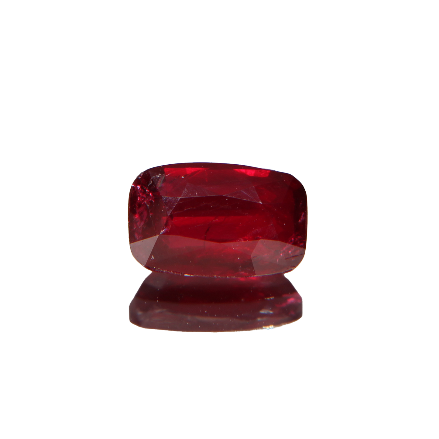 unbehandelter Rubin 1.05ct ansicht von vorne