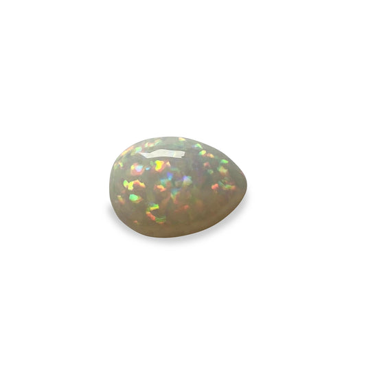 Weißer Opal 4.85 ct IGNEOUS Edelsteine