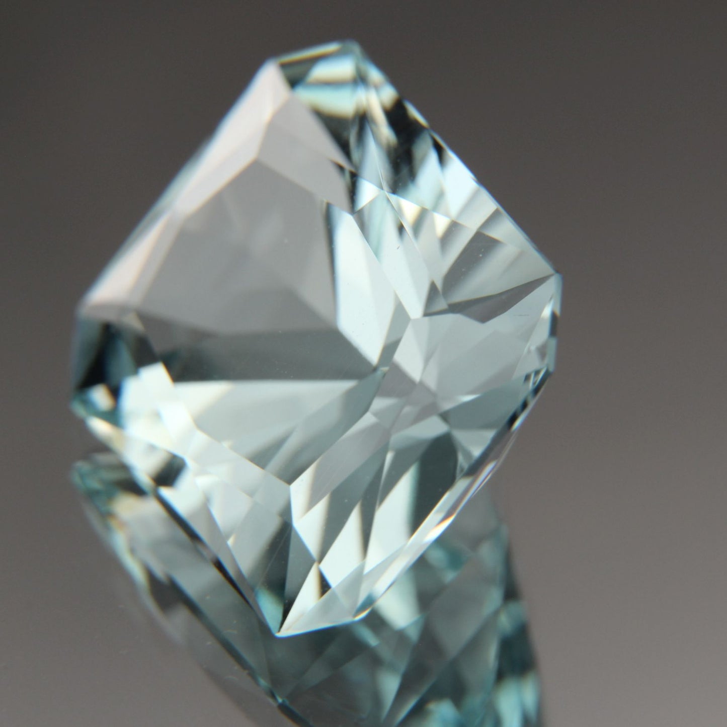 Aquamarin 10.04 ct