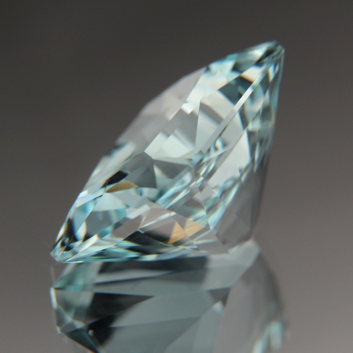 Aquamarin 10.04 ct