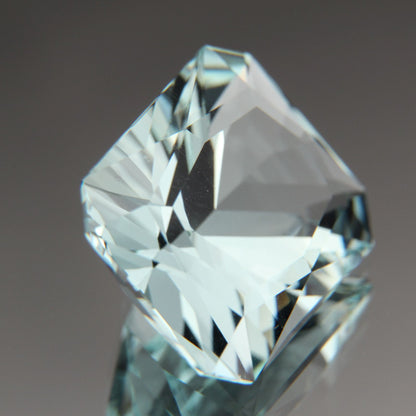 Aquamarin 10.04 ct