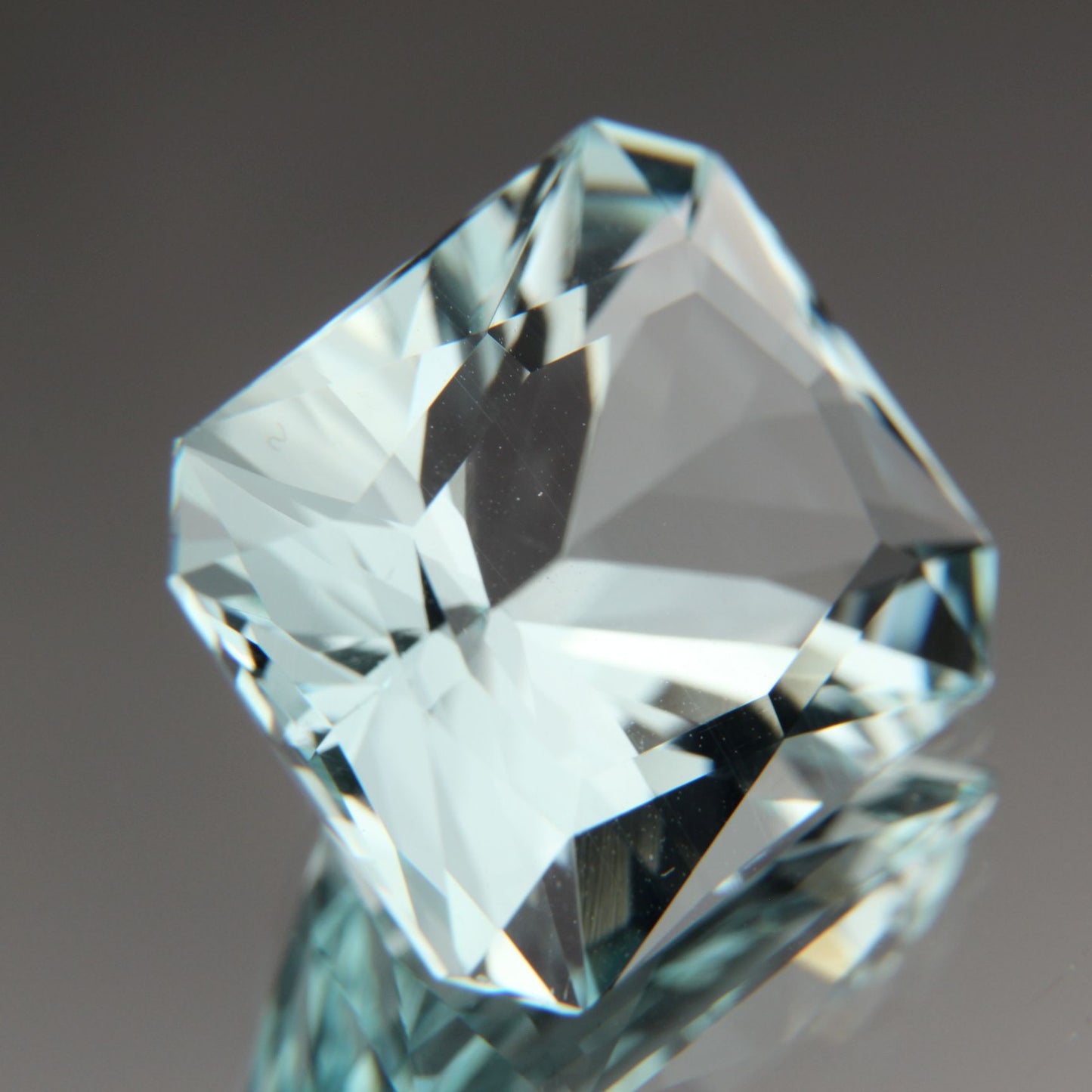 Aquamarin 10.04 ct