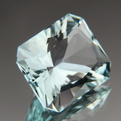 Aquamarin 10.04 ct