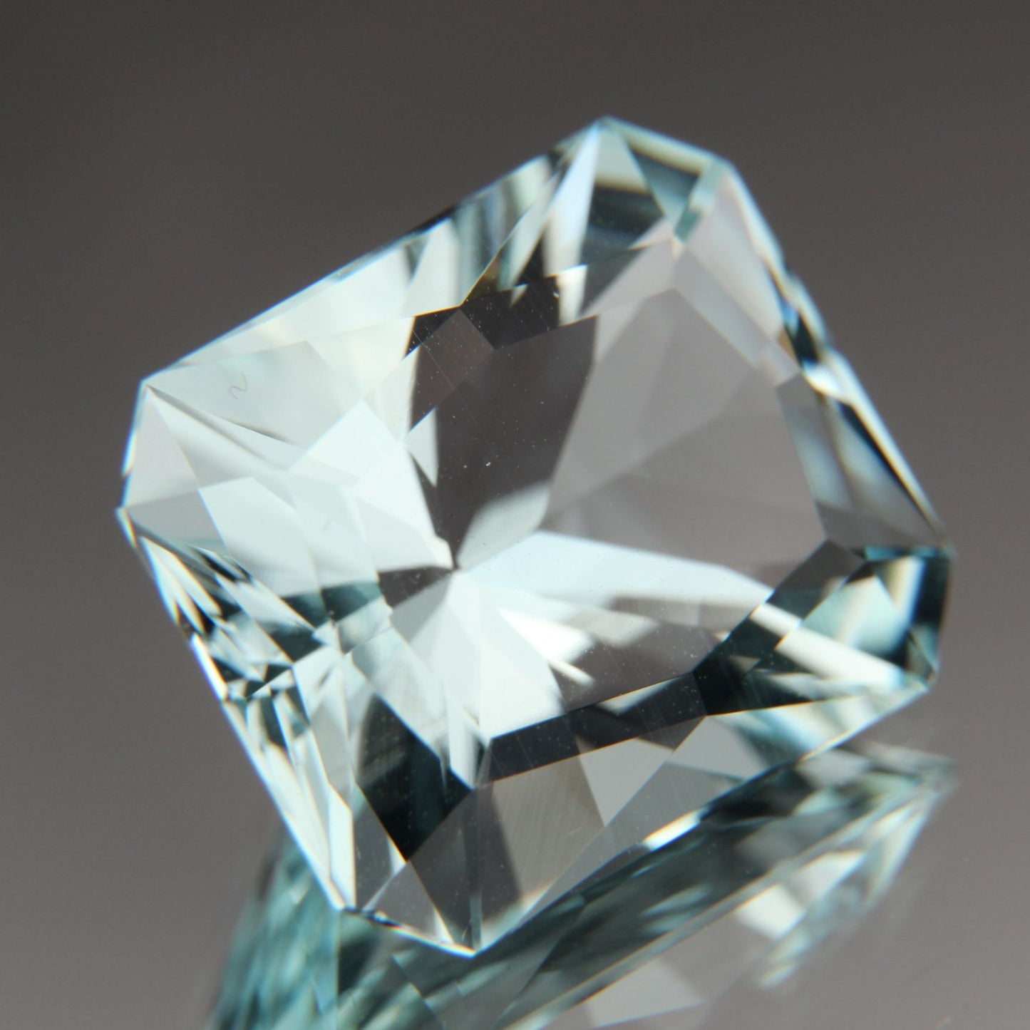 Aquamarin 10.04 ct