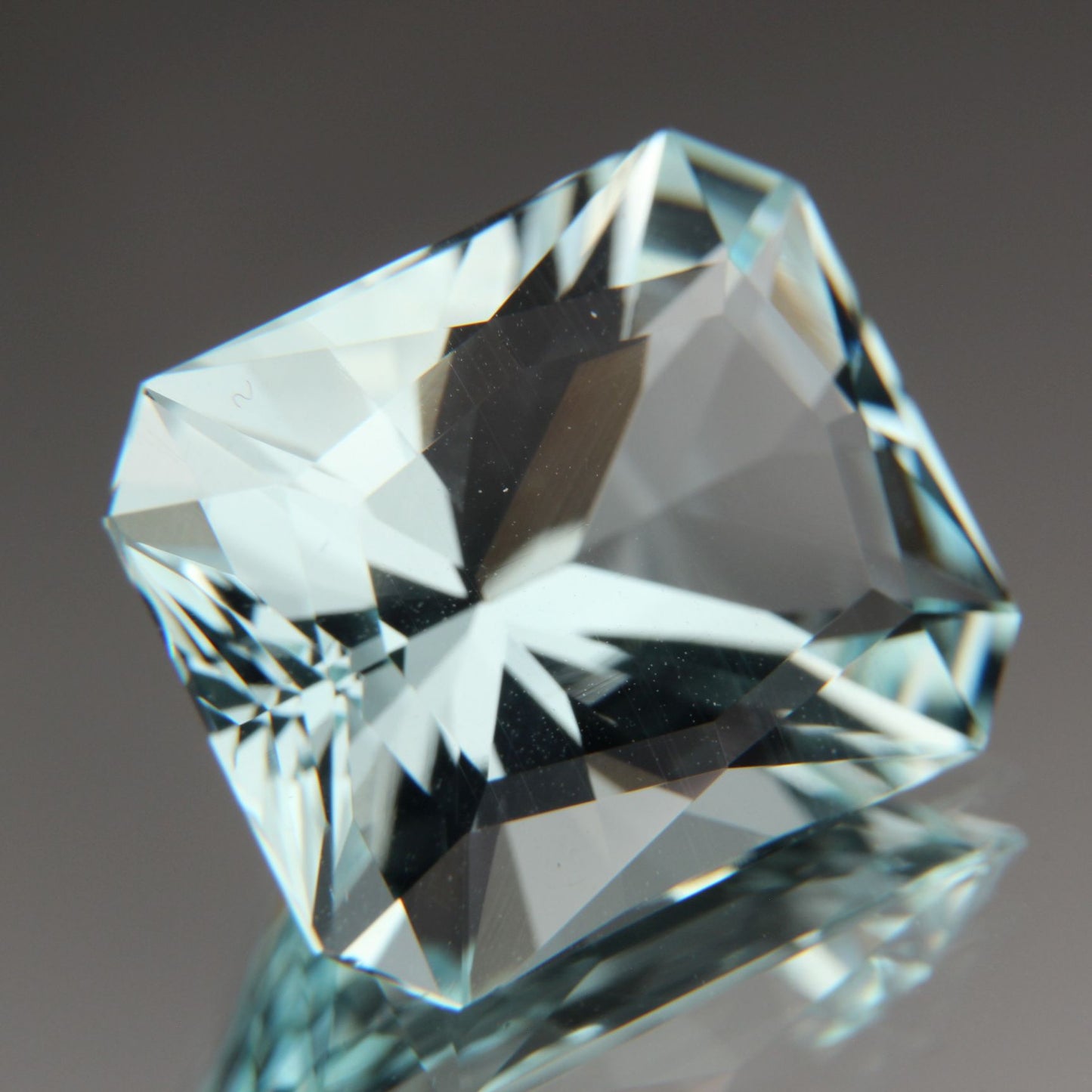 Aquamarin 10.04 ct