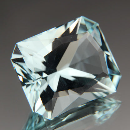 Aquamarin 10.04 ct