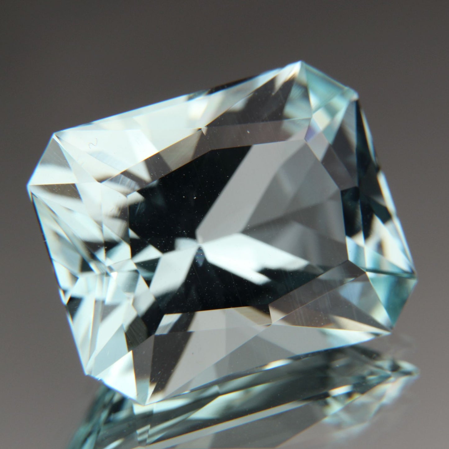 Aquamarin 10.04 ct
