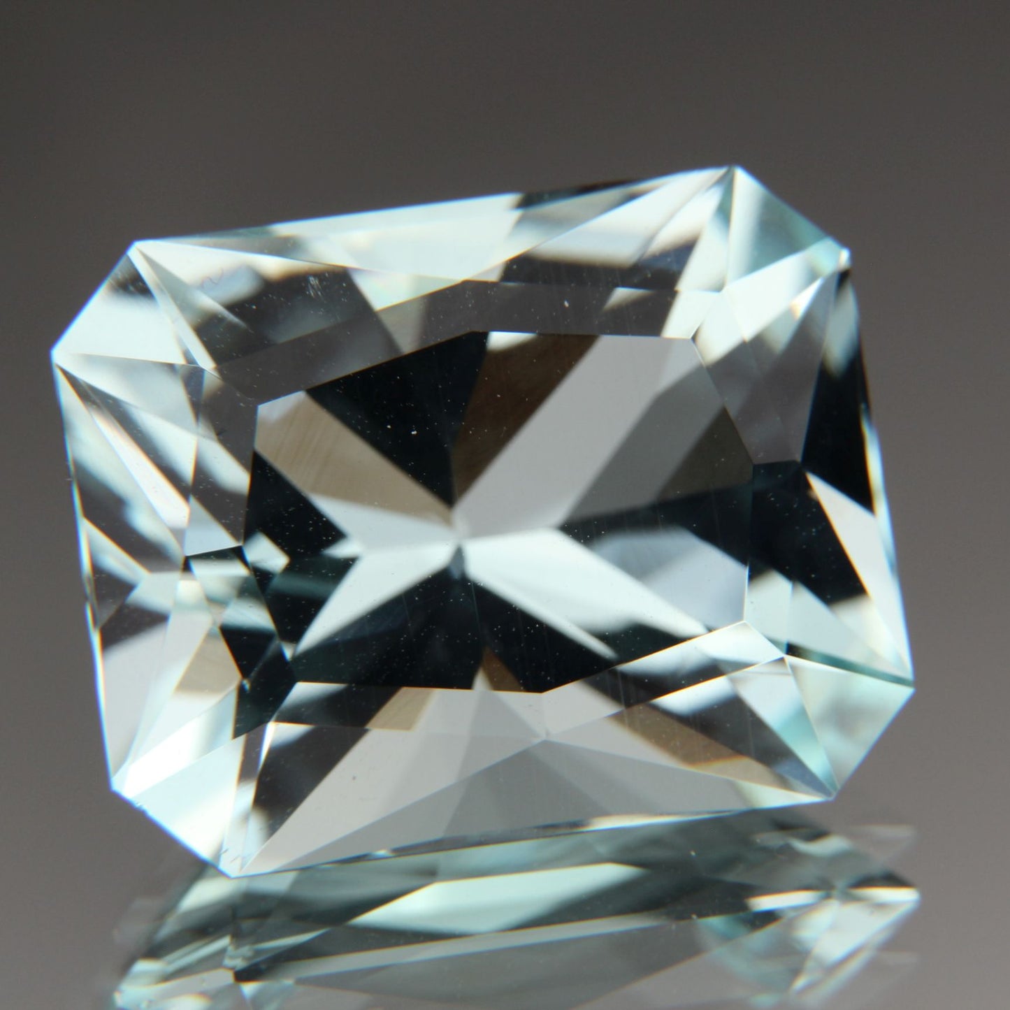 Aquamarin 10.04 ct