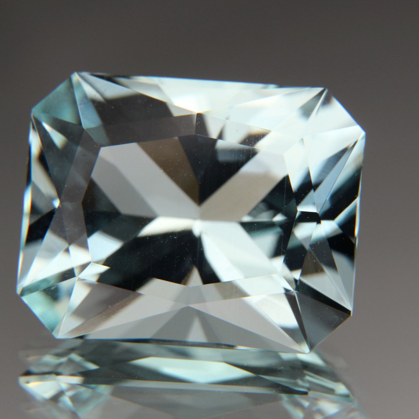 Aquamarin 10.04 ct