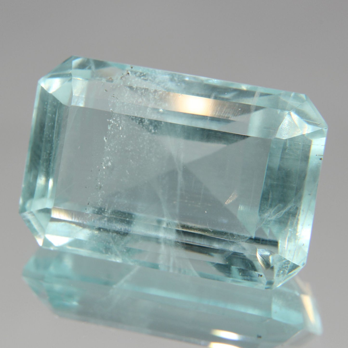 Aquamarin 49.73 ct