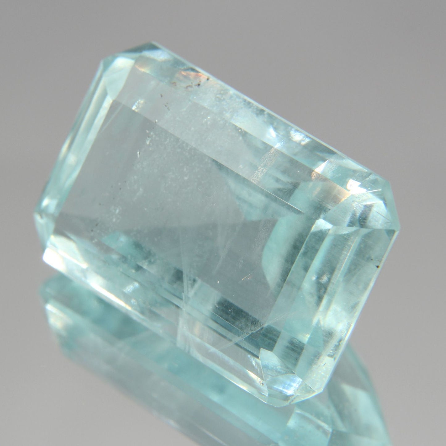 Aquamarin 49.73 ct