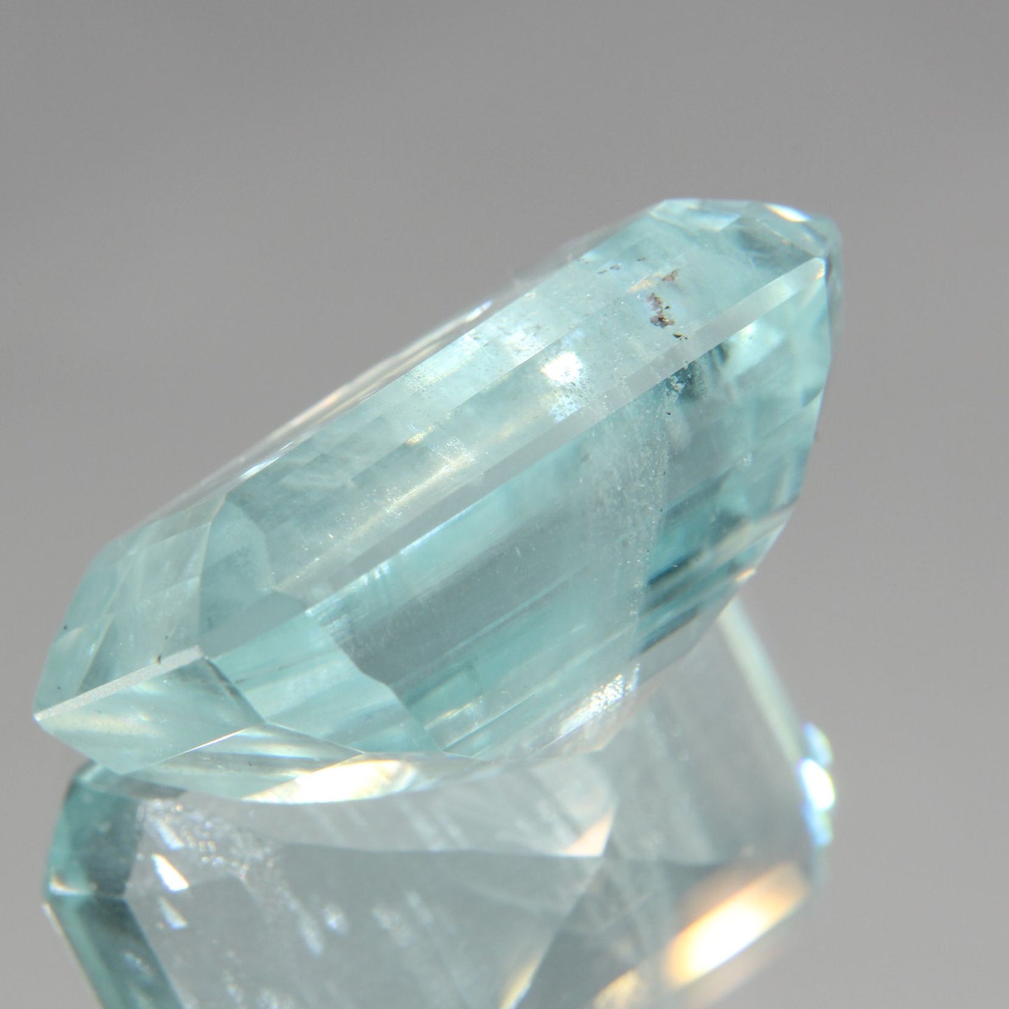 Aquamarin 49.73 ct