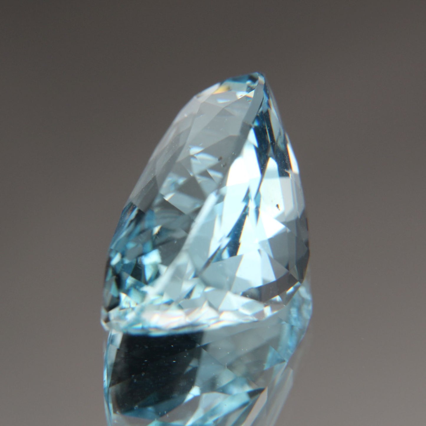 Aquamarin 6.68 ct