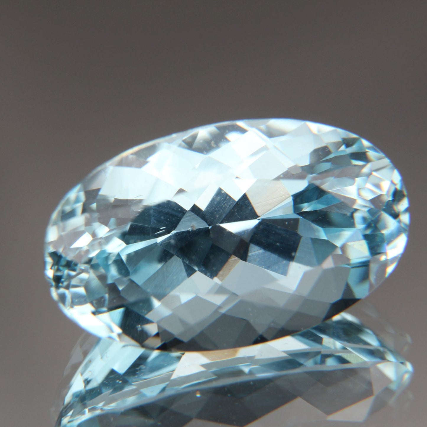 Aquamarin 6.68 ct
