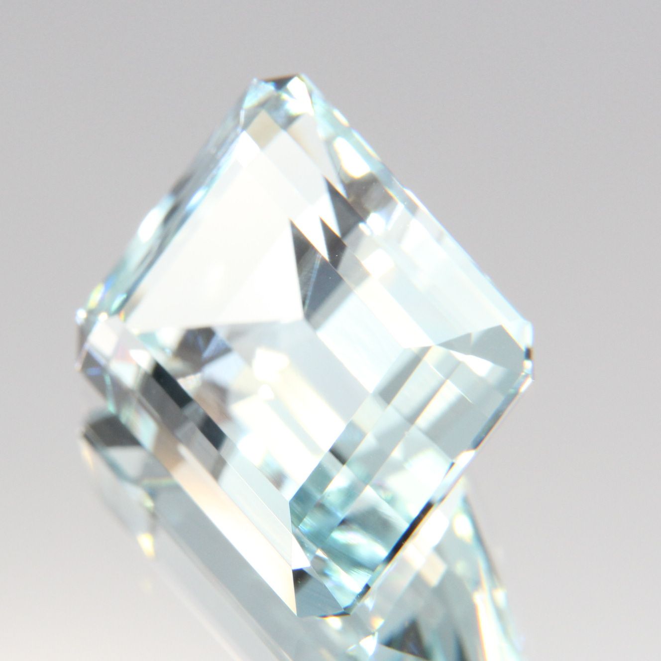 Aquamarin 8.79 ct
