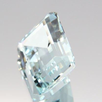 Aquamarin 8.79 ct