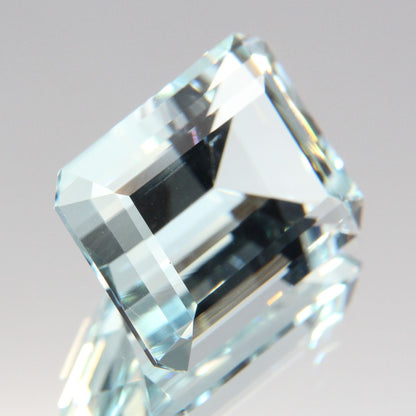 Aquamarin 8.79 ct