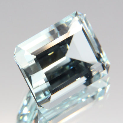 Aquamarin 8.79 ct