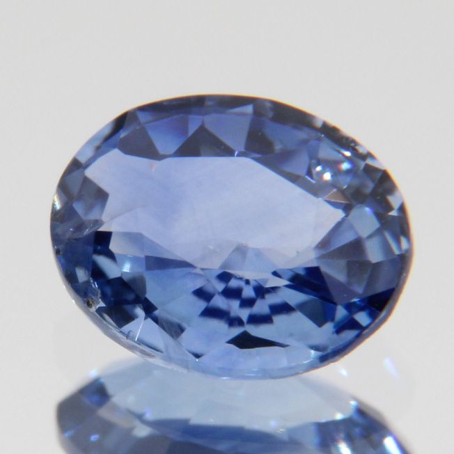 blue sapphire 0.68ct