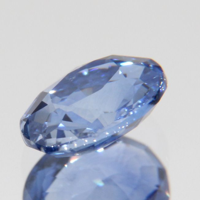 blue sapphire 0.68ct