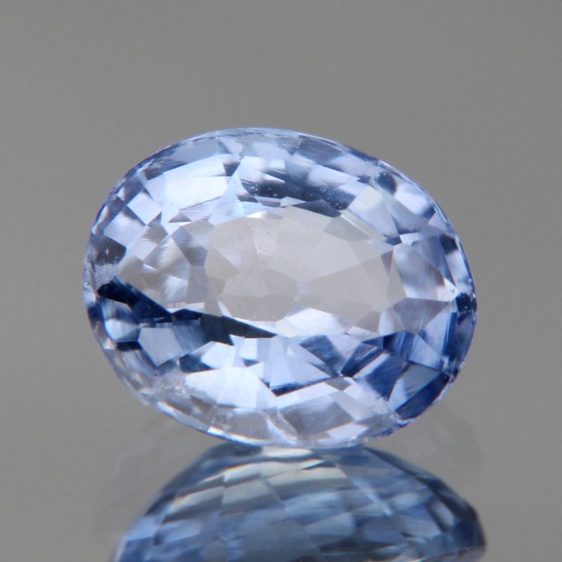 blauer Saphir 0.88ct 