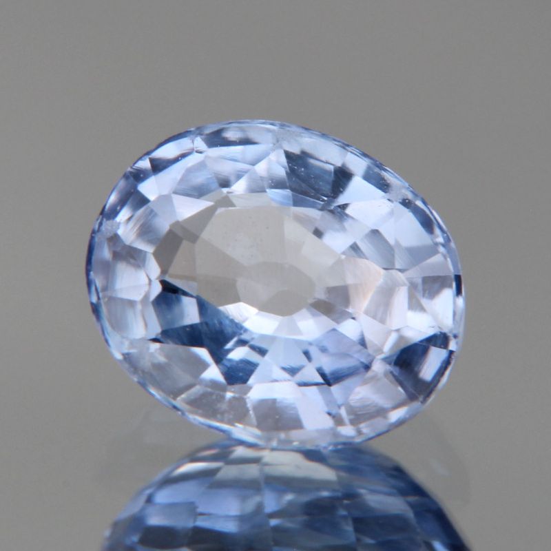 blauer Saphir 0.88ct 