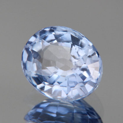 blauer Saphir 0.88ct 