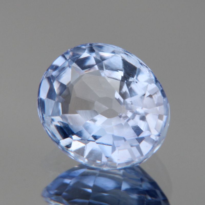 blauer Saphir 0.88ct 