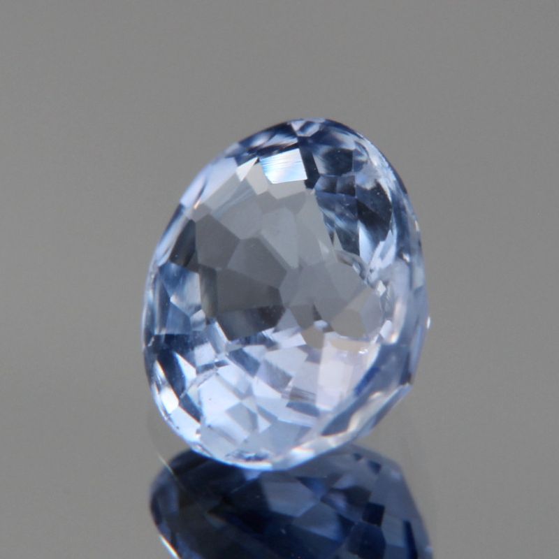 blauer Saphir 0.88ct 