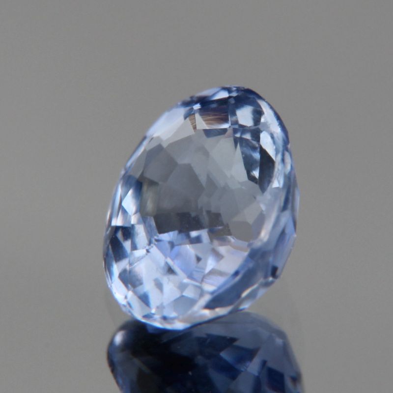 blauer Saphir 0.88ct 