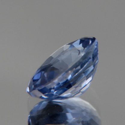 blauer Saphir 0.88ct 