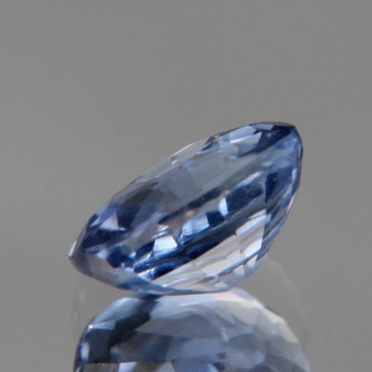 blauer Saphir 0.88ct 