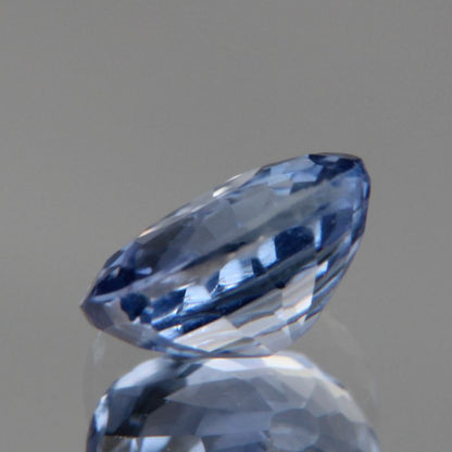 blauer Saphir 0.88ct 