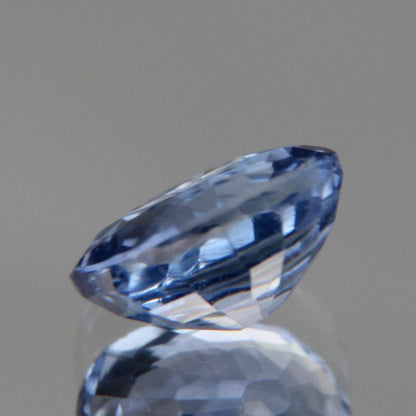 blauer Saphir 0.88ct 