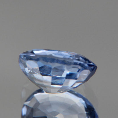 blauer Saphir 0.88ct 