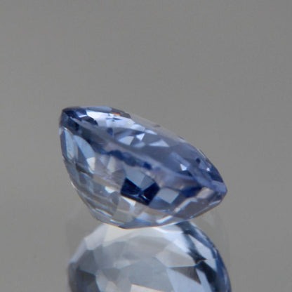 blauer Saphir 0.88ct 
