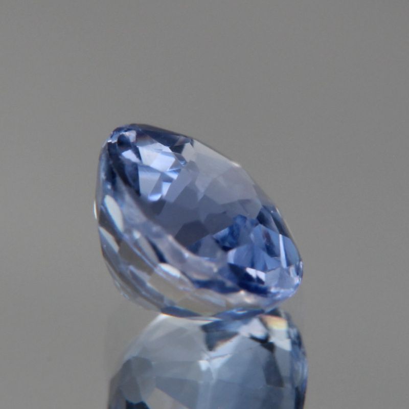 blauer Saphir 0.88ct 